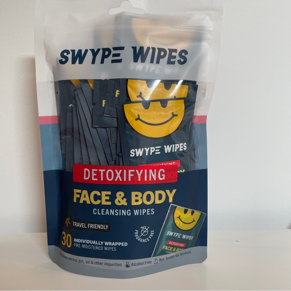 SWYPE WIPES Detoxifying Face & Body Cleansing Wipes. Men & women.